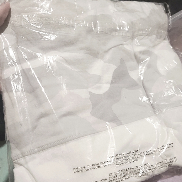 NEW VS PINK Varsity jogger white camo outfit set NWT - Picture 13 of 13